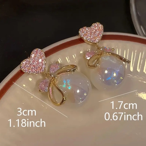 Elegant Pink Heart and Pearl Earrings. Christmas ball earrings. Daily earnings - Picture 6 of 6